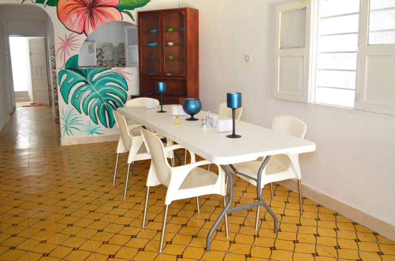 Casa Hostal Kristalu Cartagena Eksteriør billede