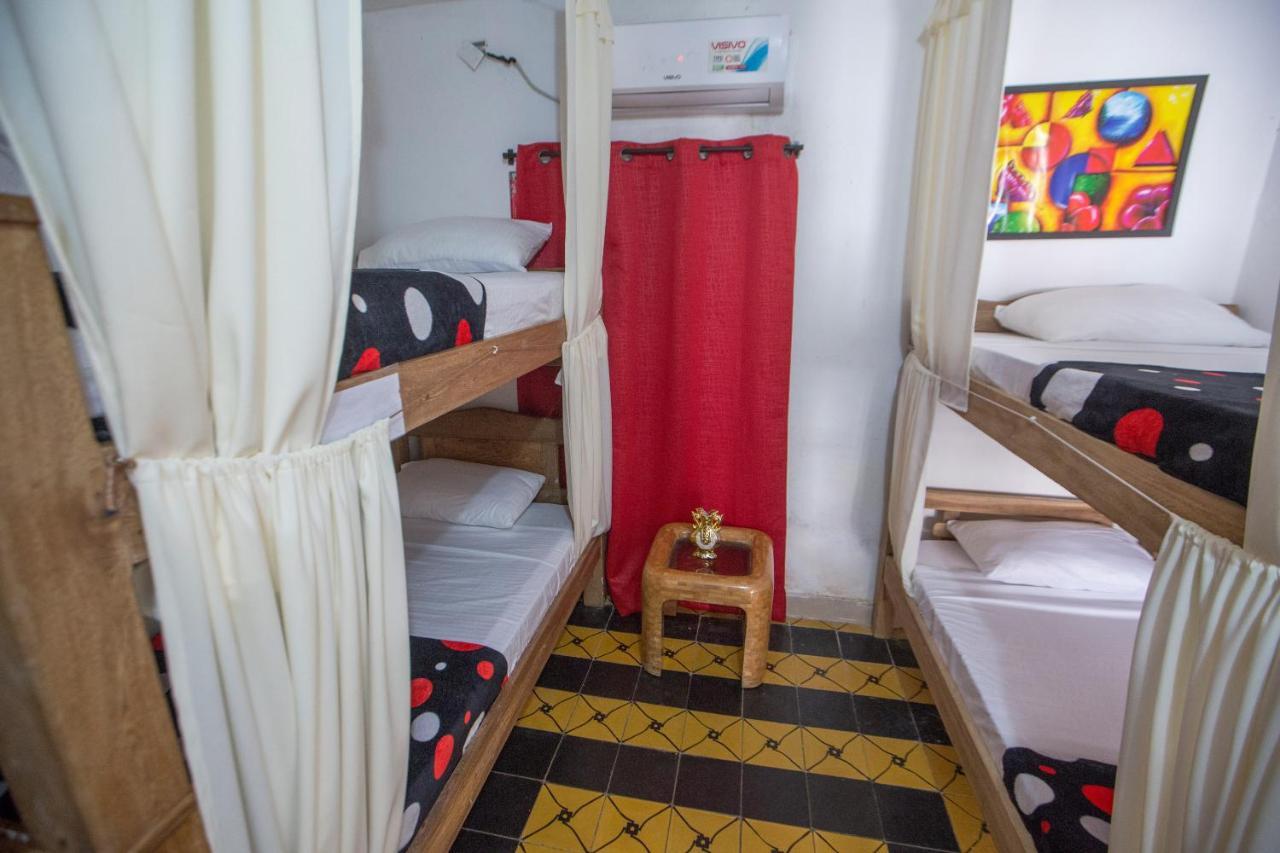 Casa Hostal Kristalu Cartagena Eksteriør billede