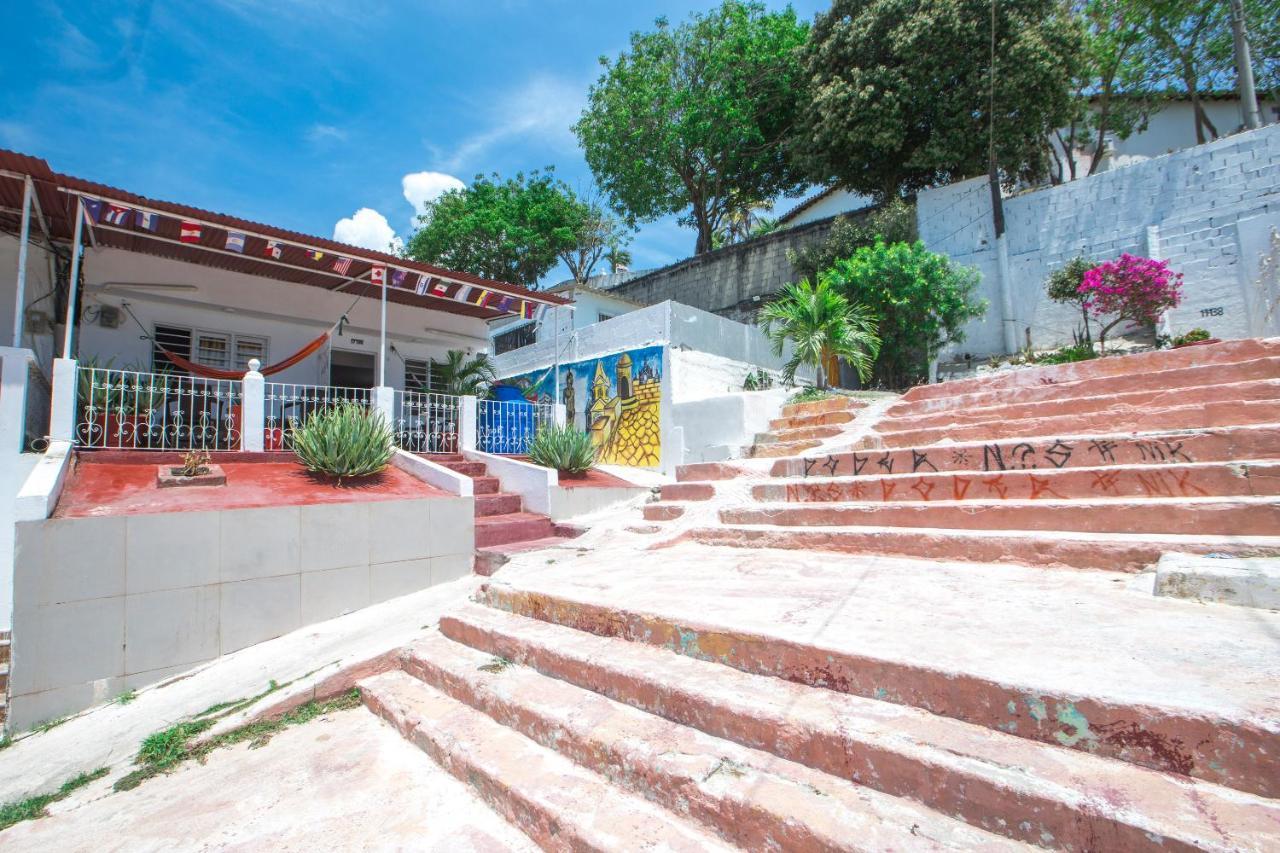 Casa Hostal Kristalu Cartagena Eksteriør billede