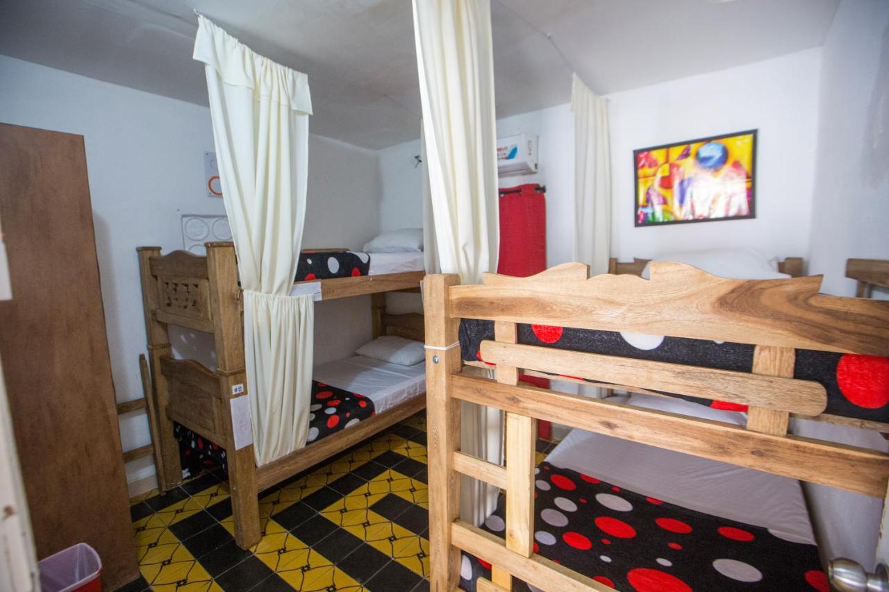 Casa Hostal Kristalu Cartagena Eksteriør billede