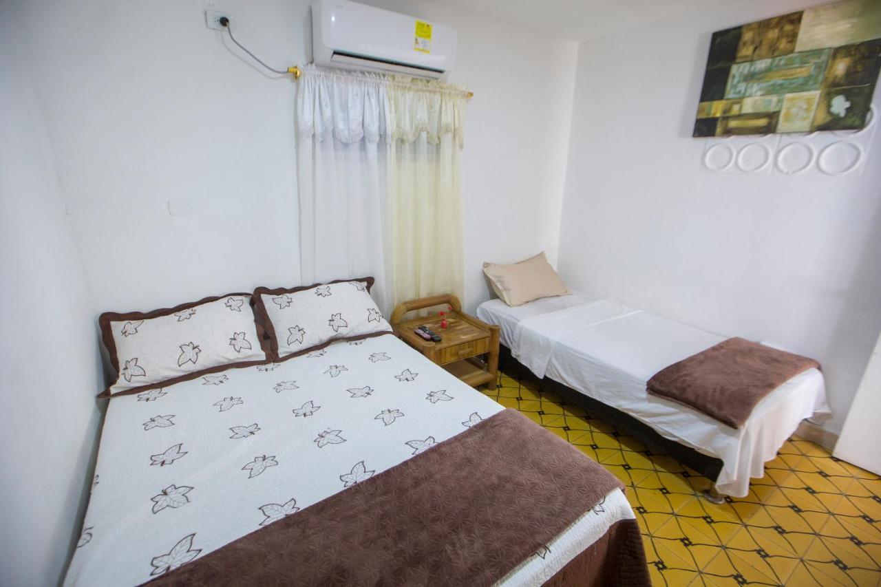 Casa Hostal Kristalu Cartagena Eksteriør billede
