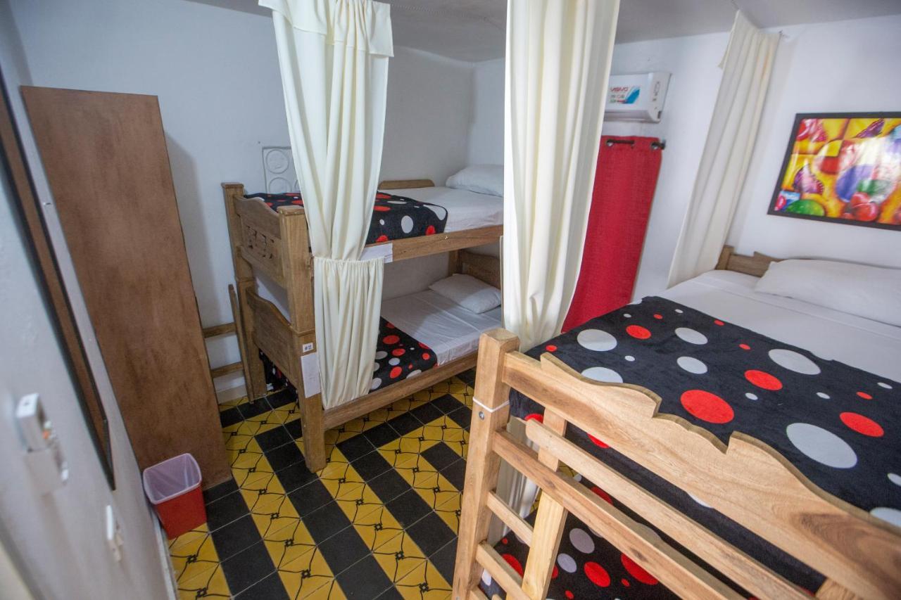 Casa Hostal Kristalu Cartagena Eksteriør billede